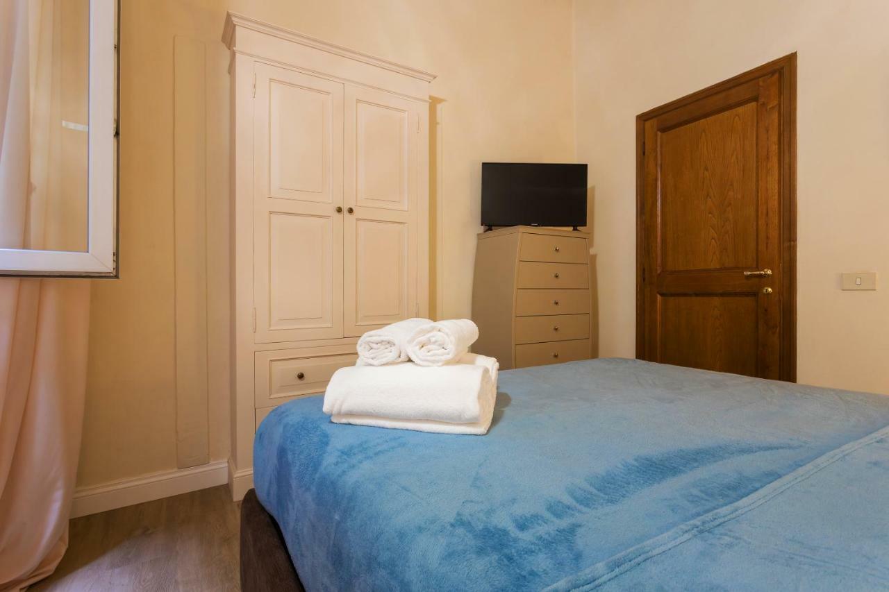 Duomo 2 Bedroom Apartment Флоренция Экстерьер фото